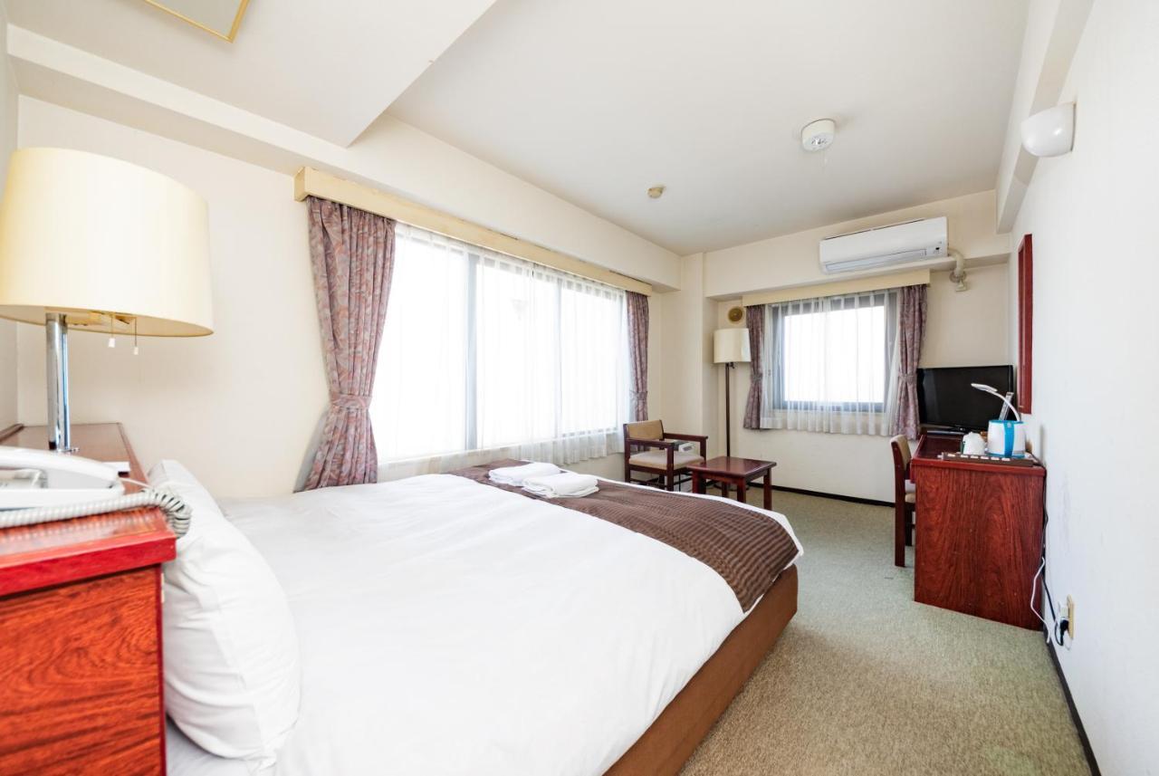 Sky Heart Hotel Koiwa Токио Экстерьер фото