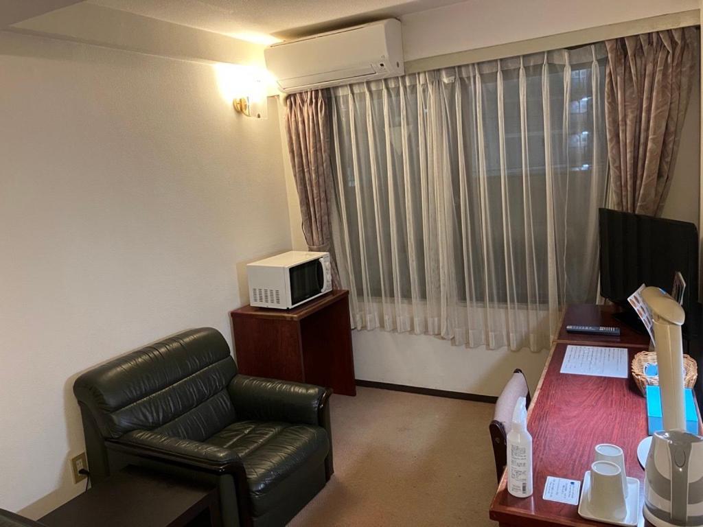 Sky Heart Hotel Koiwa Токио Экстерьер фото