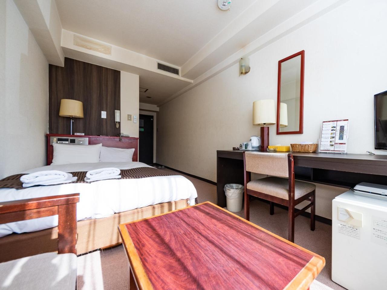 Sky Heart Hotel Koiwa Токио Экстерьер фото